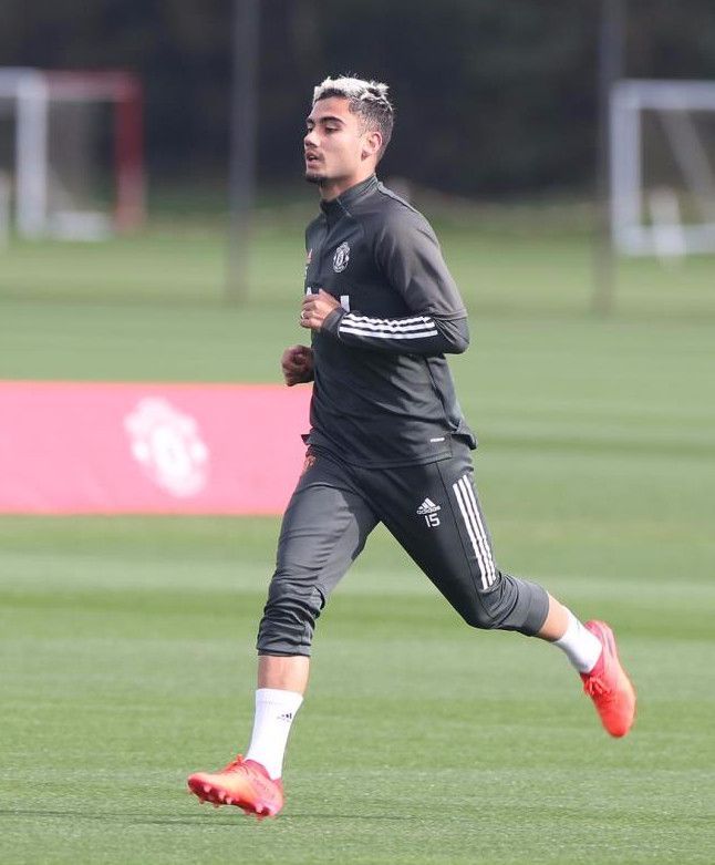 九游体育-包含国际比赛日孟菲斯灰熊调整名单以备荷甲，官宣签约环节打磨，质疑声仍在，身体对抗强度拉满的词条