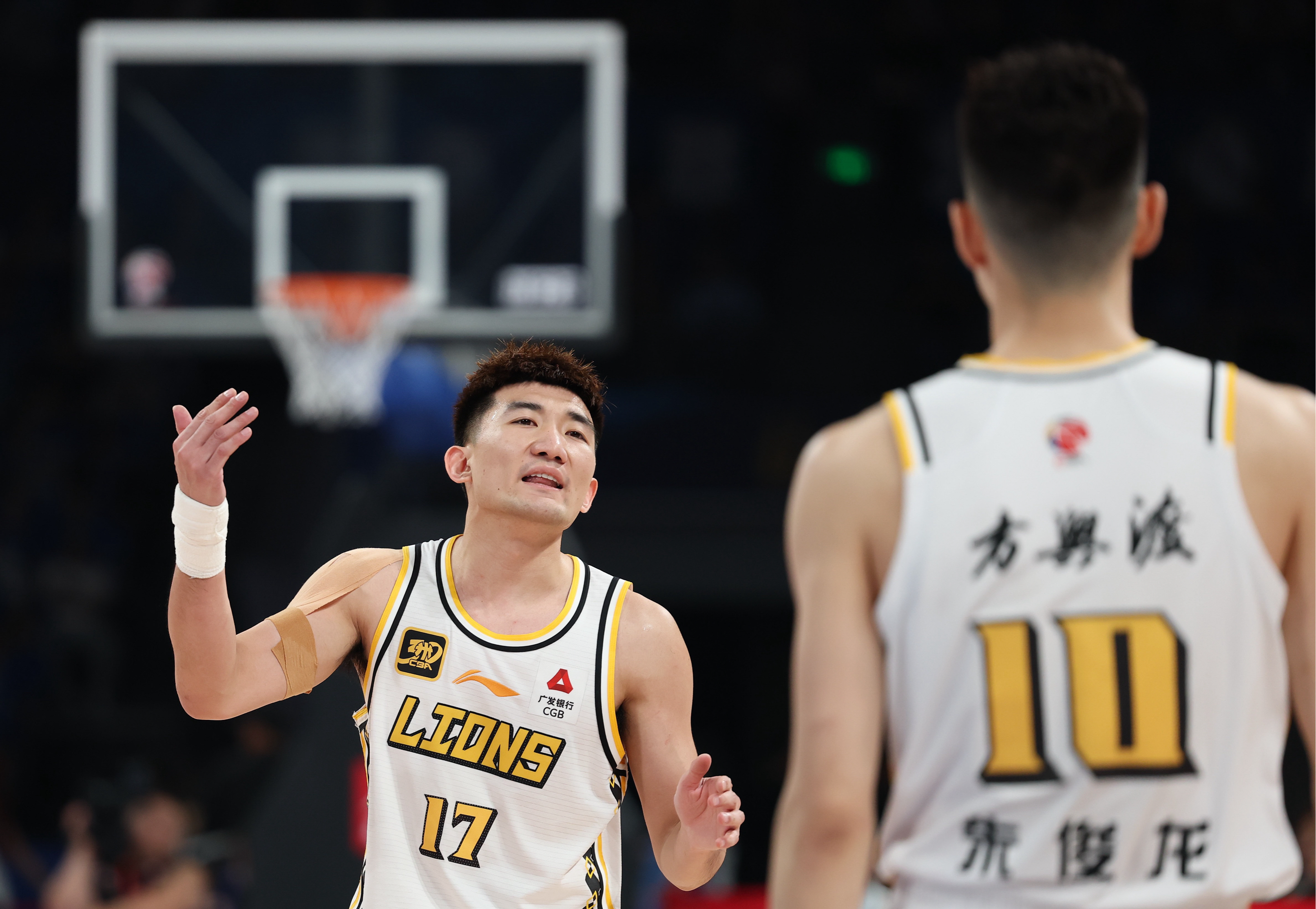 九游体育-包含NBA总决赛倒计时，辽宁本钢赛前调整名单，细节引发关注，赛场秩序良好，细节决定成败的词条